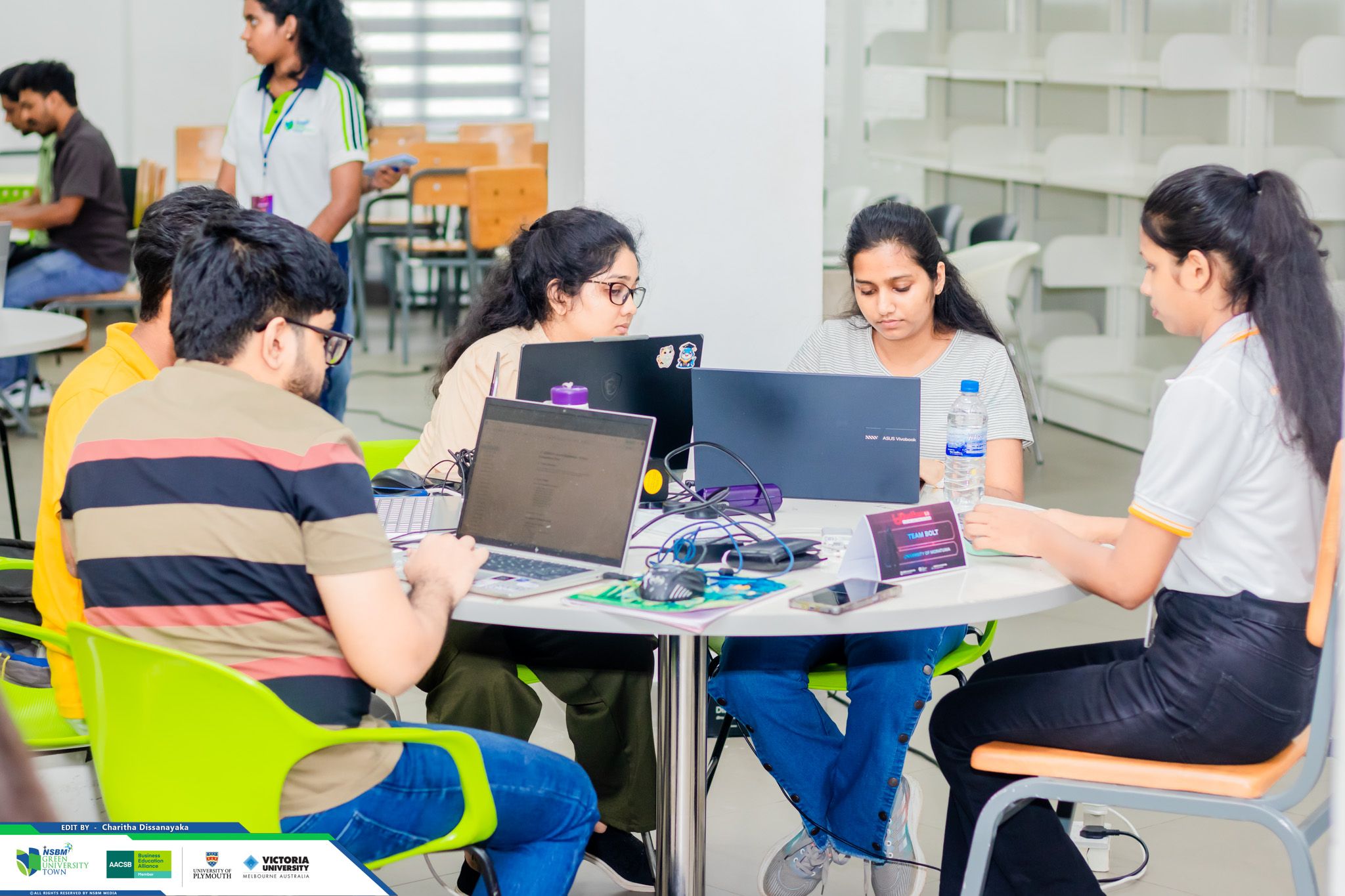 Pasindu Bandarigoda judging an NSBM hackathon