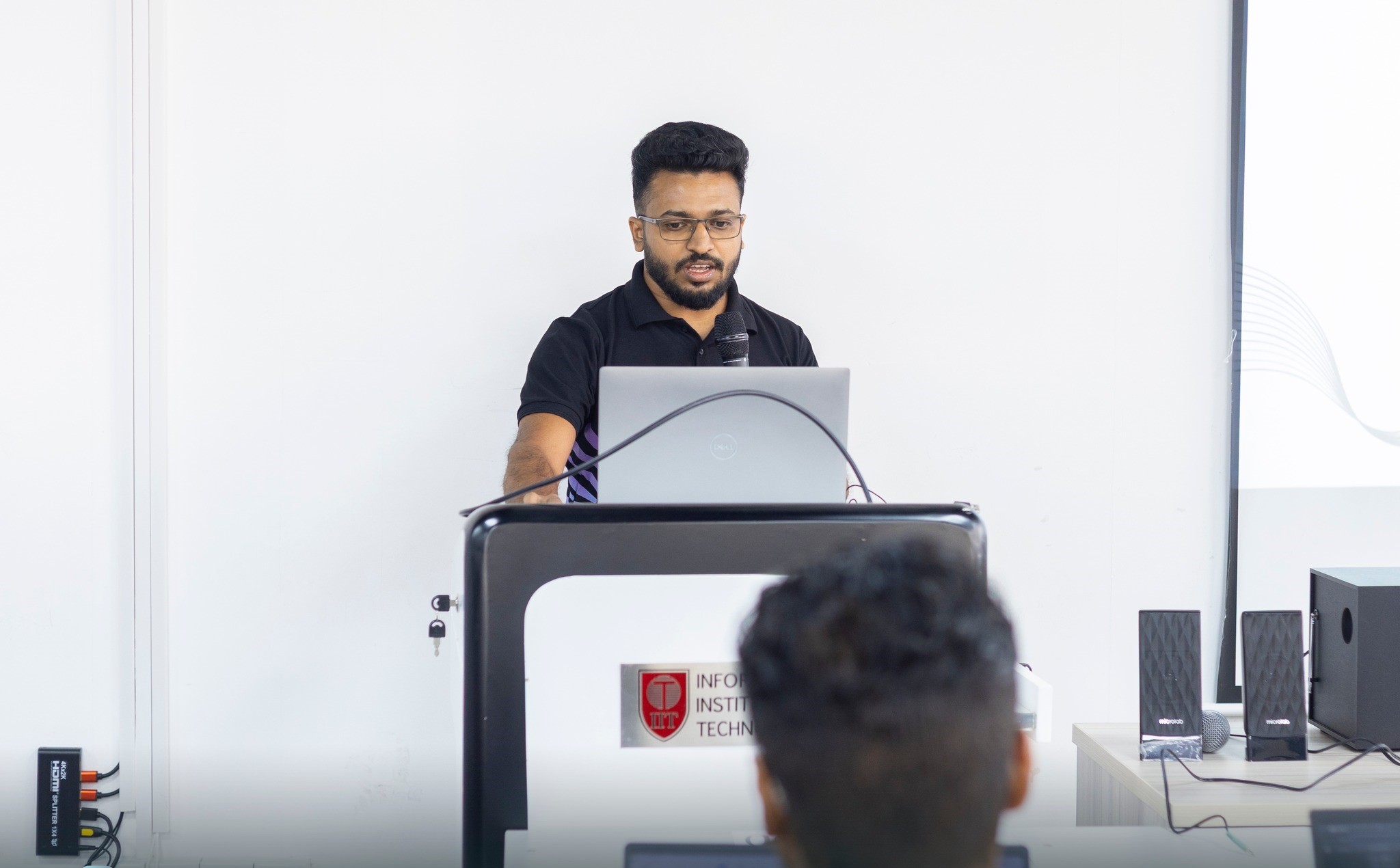 Pasindu Bandarigoda delivering a guest lecture at IIT
